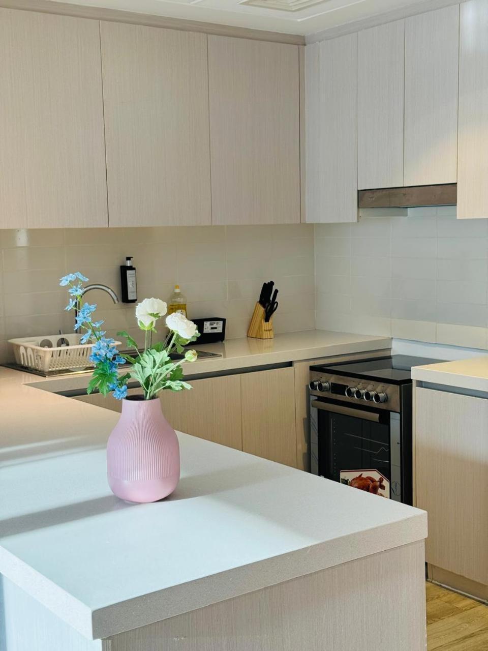 The Hive Retreats In Yas Island Appartement Abu Dhabi Buitenkant foto